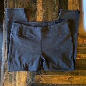 Dark gray Fabletics crop leggings